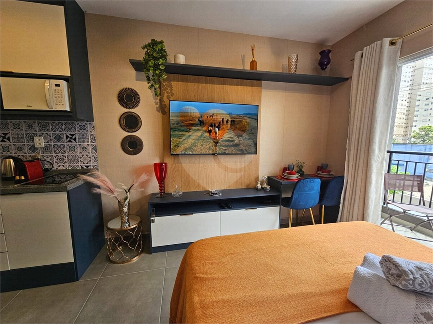 Apartamento Mobiliado a Venda no Campo Belo