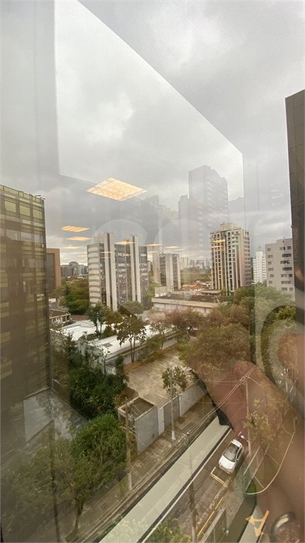 Sala comercial a 4 minutos estação Berrini
