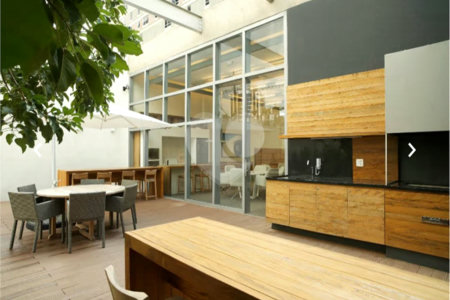 EXCELENTE OPORTUNIDADE DE LOCAÇÃO DA VILA NOVA CONCEIÇÃO, APTO. 72 M2 MOBILIADO, 1 DORM COM SUÍTE, 2 VAGAS COM DEPÓSITO