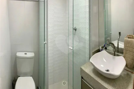 Apartamento mobiliado - 300 metros da estação Liberdade