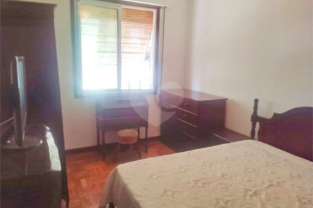 Apartamento na Consolação com 2 quartos, varanda, sem vaga.
