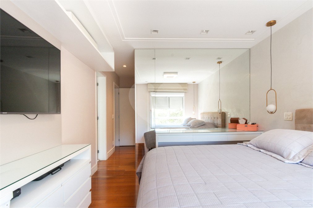 Apartamento à venda com 4 quartos, sendo 2 suítes, em Brooklin, São Paulo, SP