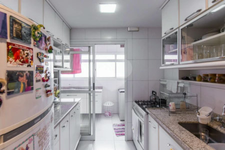 APARTAMENTO COM 118 m², TRÊS SUITES E VARANDA GOURMET - Campo Belo