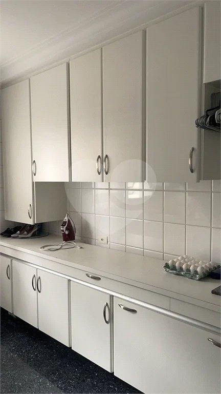 Apartamento com terraço 385m² 03 dormitórios sendo 2 suítes 5 vagas..Estuda Permuta.