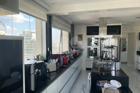 Apartamento Alto Padrão Lazer Completo ,3 suítes com 4 vagas, 250 m² à venda no Parque da Mooca.