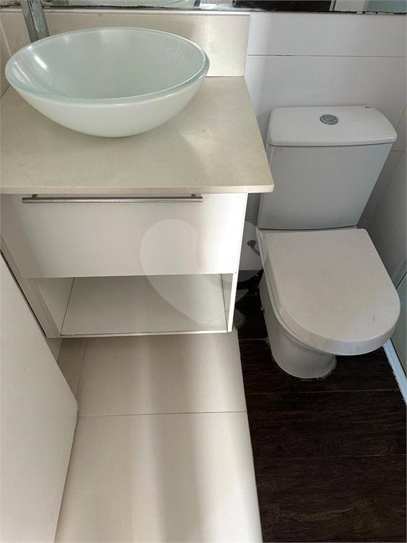 Apartamento MOBILIADO à venda. ÓTIMA OPORTUNIDADE!