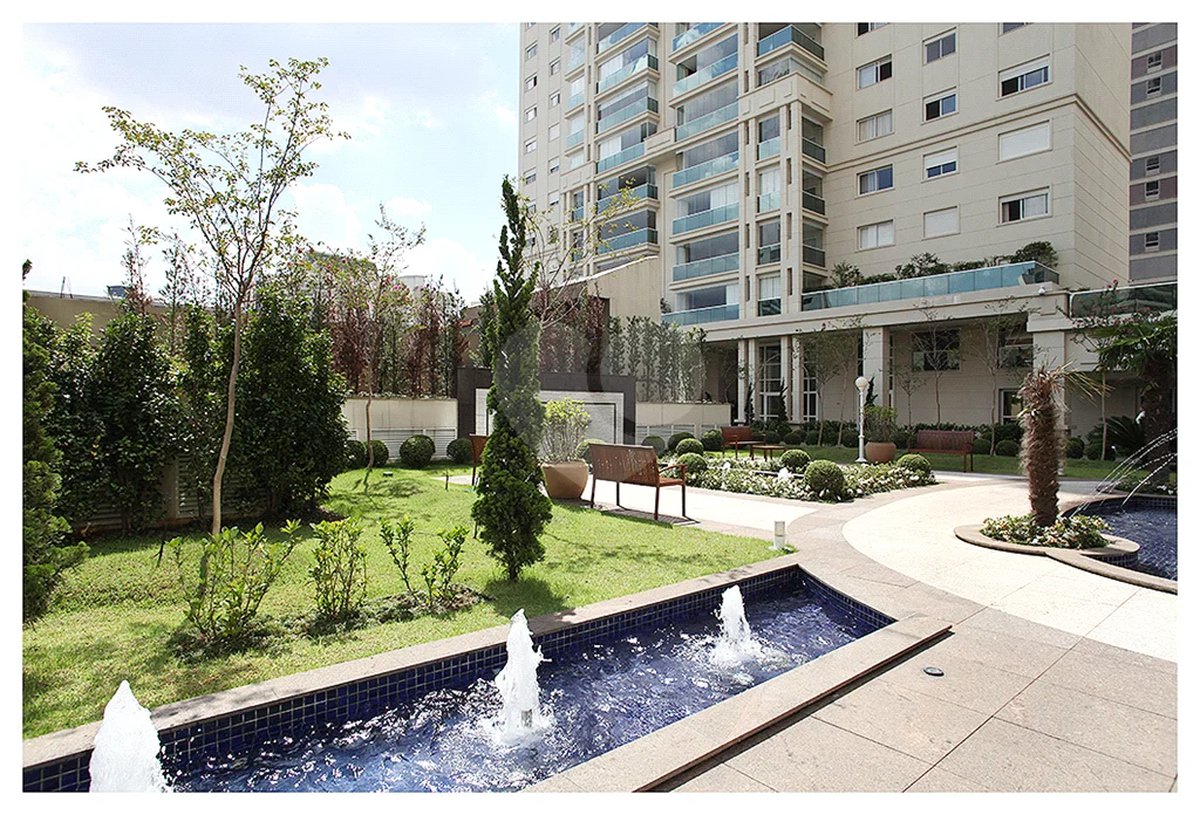 Apartamento à venda com 4 suítes em Vila Nova Conceição, São Paulo, SP
