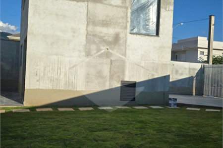 Lindo Sobrado Moderno duas Suítes Á/ C de 80m² Terreno de 150m² no Jd Jaraguá em Atibaia - SP