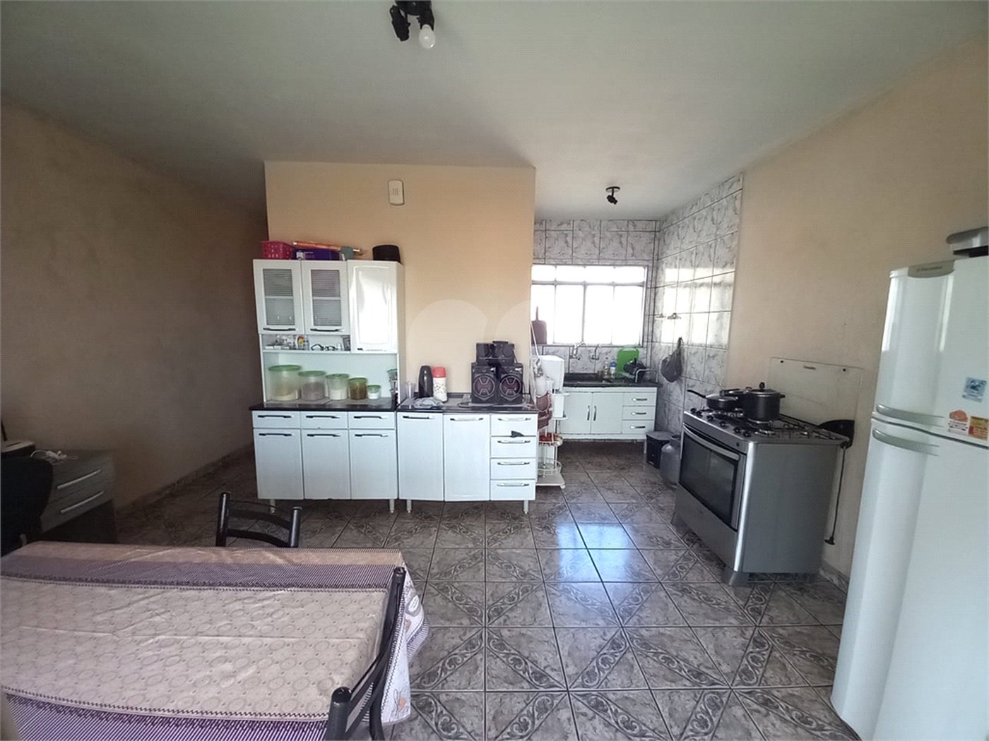 Sobrado com 3 dormitórios.