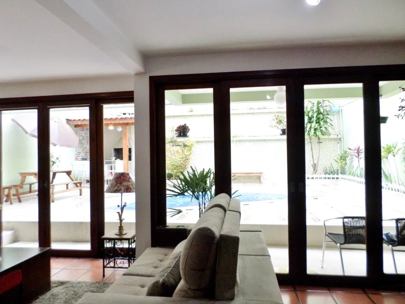 Casa à venda com 4 quartos, sendo 2 suítes, em Jardim Leonor, São Paulo, SP