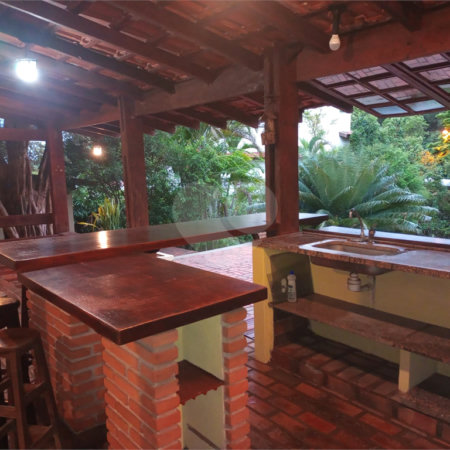 Casa à Venda no Residencial Samambaia – 200 m² de Área Construída