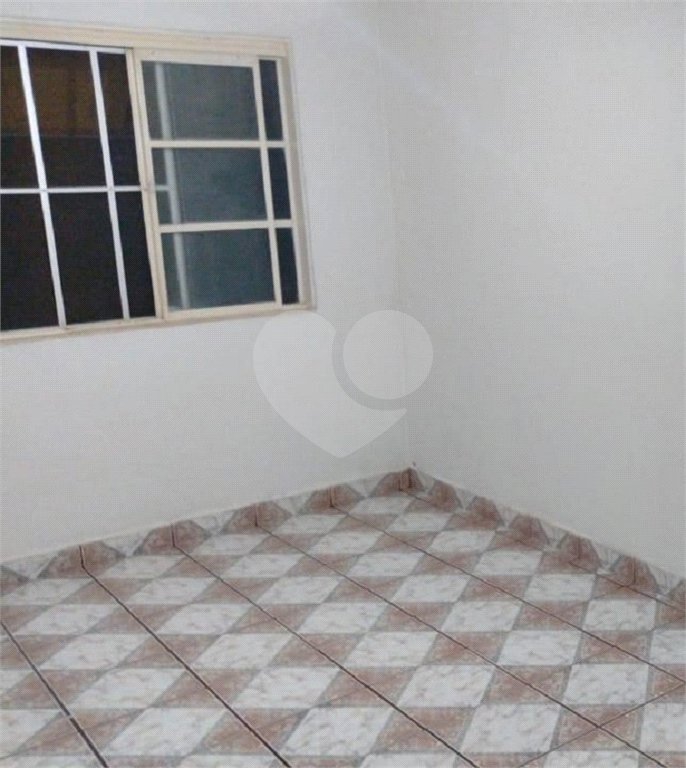 Apartamento com 2 dormitórios.