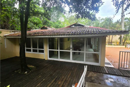 Casa à venda com 3 quartos, sendo 1 suíte,  no condomínio Vilagio Viccino, São Paulo - SP