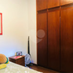 SOBRADO A VENDA NO TREMEMBÉ - 3 DORMS. (1 SUÍTE) E 5 VAGAS