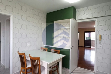Apartamento à venda com 3 quartos, sendo 1 suíte, em Morumbi, São Paulo - SP