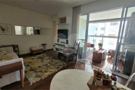 Apartamento à venda com 2 quartos, sendo 1 suíte, em Morumbi, São Paulo, SP