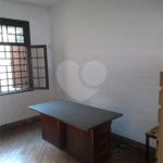 Imóvel Comercial com 6 Quartos e 2 banheiros à Venda, 445 m²