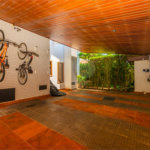 Casa à venda com 4 quartos, sendo 3 suítes, em Interlagos, São Paulo, SP