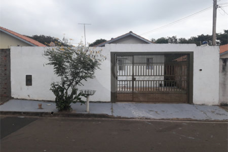 Vendo Imóvel no Jardim Zavaglia em São Carlos SP.