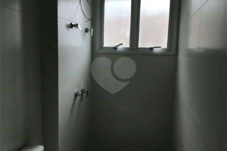 APARTAMENTO 02 DORMITÓRIOS COLADO NA USP