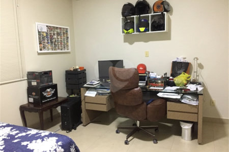 Maravilhosa casa ampla e térrea na região do Estância Suiça