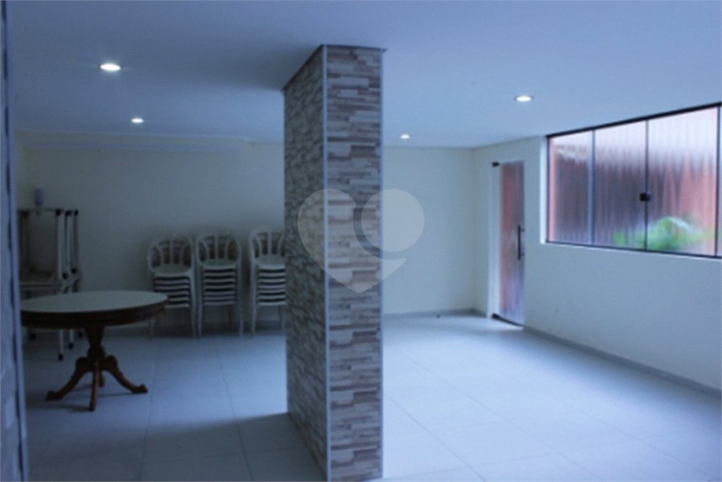 Apartamento 03 Dorm 02 Banheiros 01 Vaga na Saúde para Venda.