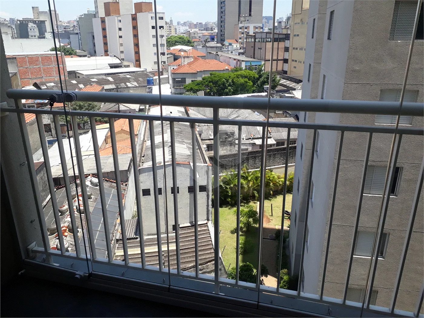 Ótimo apartamento Na rua Newton Prado no Bom Retiro