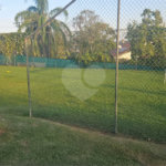 Indaiatuba- condominio Vale das Laranjeiras - Itaici - Terreno 3040,00 ms- construida 220ms - 3 dormitórios, sendo 2 suítes e uma suíte master com closet, além de uma sala ampla com 3 ambientes, Cozinha planejada,, campo de futebol/vôlei, Area de lazer com piscina, espaço gourmet com churrasque