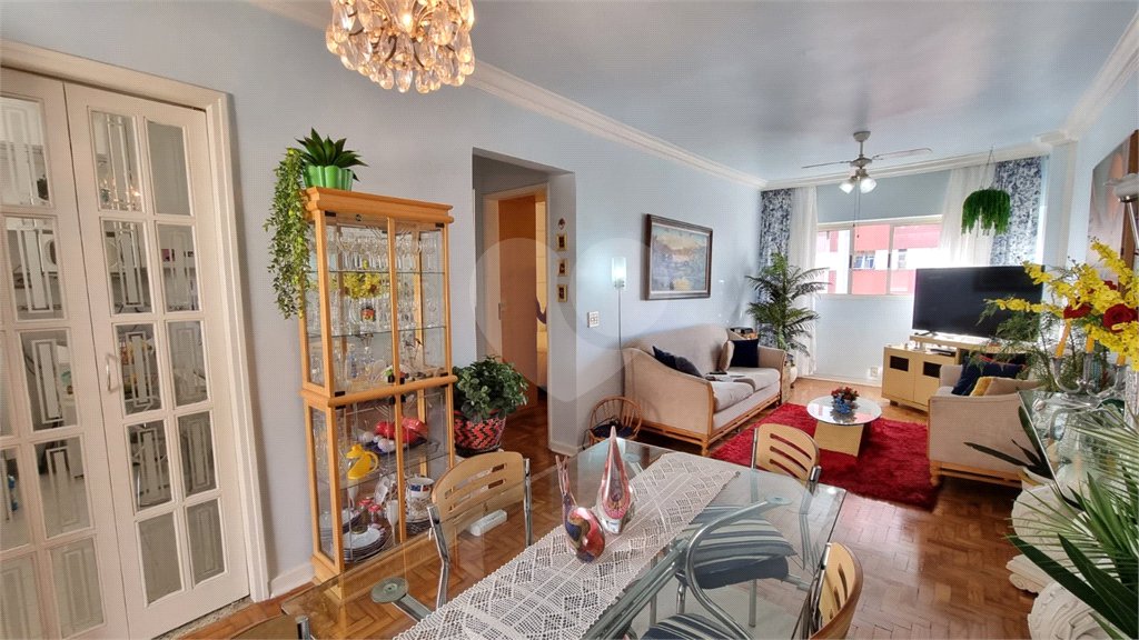 Apartamento à Venda na Bela Vista com 60m², Excelente Localização e Potencial de Reforma