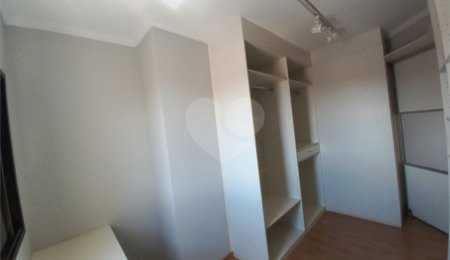 Apartamento à venda com 4 quartos, sendo 2 suítes,  em Jardim Bethânia, São Carlos, SP