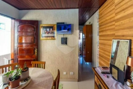 Casa com 110m², 4 quartos, sendo 1 suíte, 1 garagem, à venda em Sapopemba