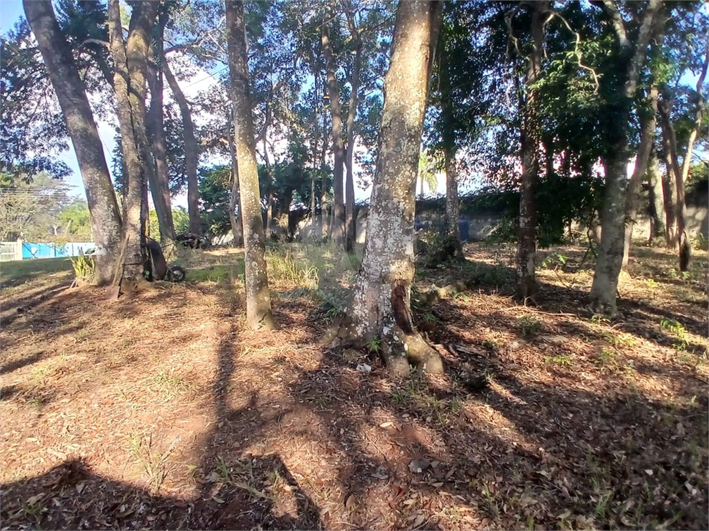 Terreno de 2000m² à Venda no Jardim Estância Brasil