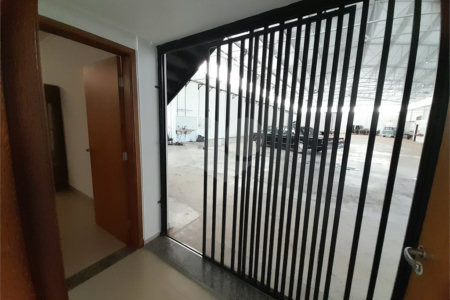 Galpão Industrial no Jardim Tangará - 1.714,91 m² de Área Útil