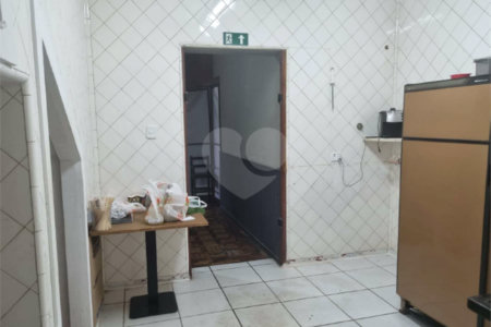 Casa Comercial no Centro .