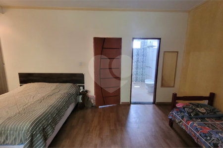 Sobrado Residencial no bairro Douradinho