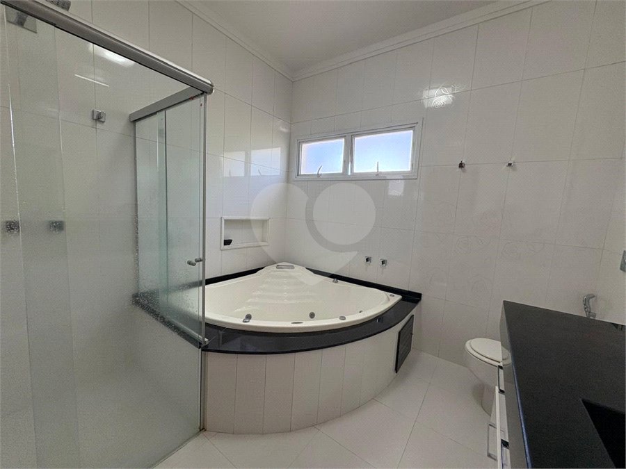 Casa à venda com 3 suítes no condomínio Damha II, São Carlos - SP