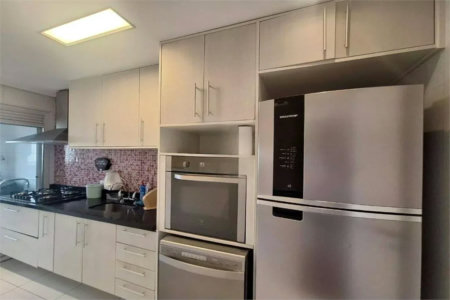 Apartamento à venda com 3 quartos, sendo 1 suíte, em Parque Reboucas, São Paulo, SP