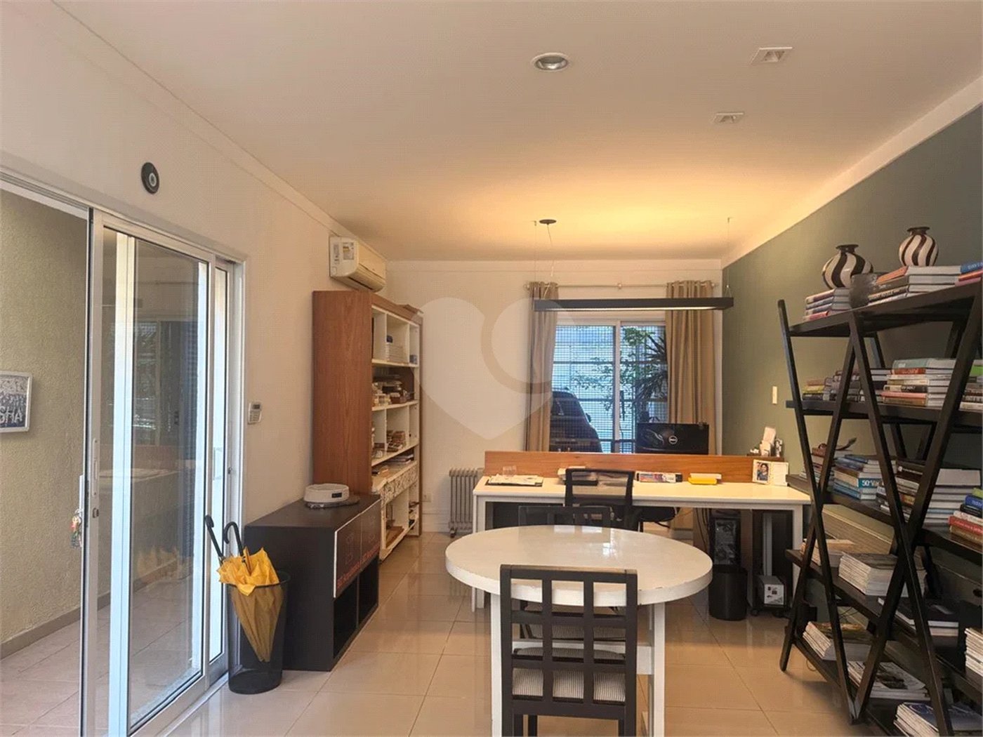 Casa comercial com 172m² , 1 vaga de garagem , à venda no bairro das Perdizes.