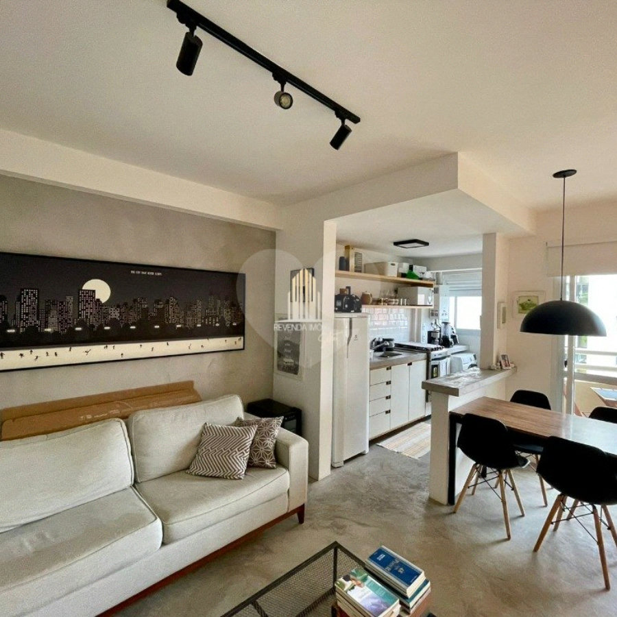 Apartamento à venda em Pinheiros com 39m2, 1 dormitório e 1 vaga de garagem