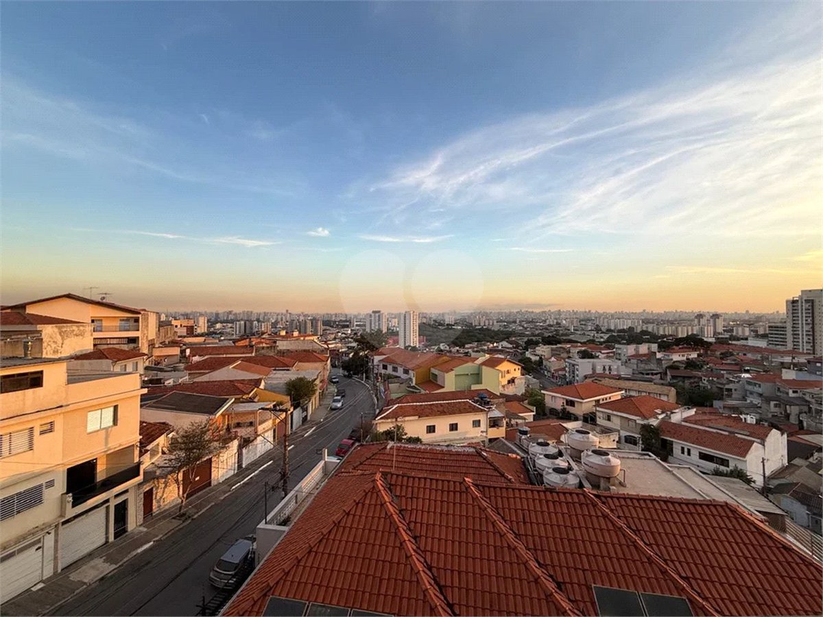 Apartamento à Venda na Vila Maria | 2 Dormitórios | Sacada Grill | Vista Livre | Vaga Coberta + Depósito