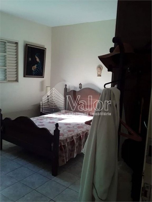 Casa Térrea à Venda