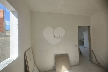 Apartamento 2 dormitórios (1 suíte) com vaga garagem, excelente localização, programa MCMV