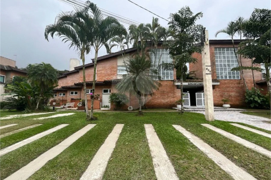 Villagio à venda com 3 suítes em Riviera de São Lourenço, Bertioga, SP