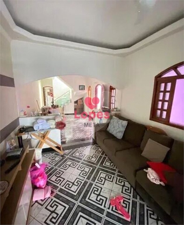CASA A VENDA NO JARDIM CEREJEIRA, 3 DORMITORIOS, 2 BANHEIROS, 2 VAGAS, SÃO JOSÉ DOS CAMPOS/SP.