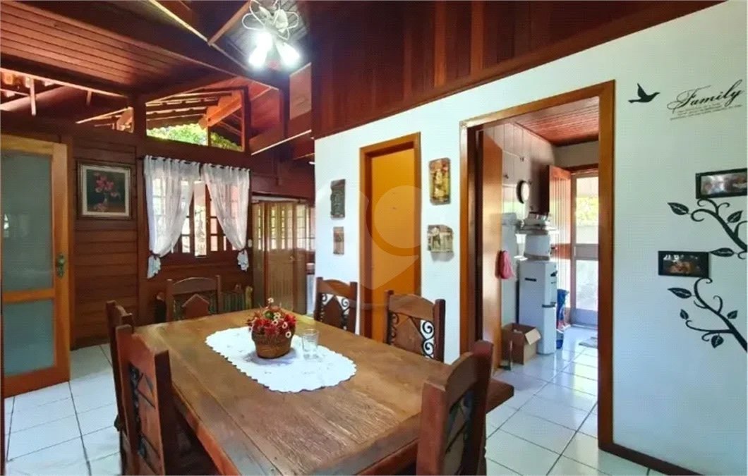 Casa a Venda no Condomínio São Joaquim em Vinhedo/SP