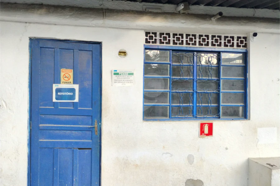 Aluga-se imóvel comercial na Zona Sul com 1500 m2