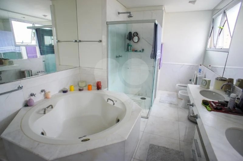 Apartamento mobiliado em Moema próximo ao Ibirapuera