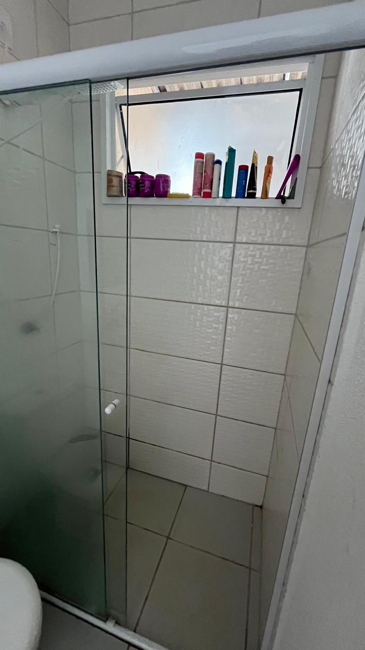 Casa à venda com 3 quartos, sendo 1 suíte,  no condomínio Eco Ville 4, Três Lagoas - MS
