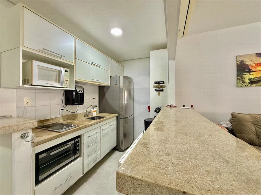 Apartamento Duplex bem localizado com 3 Quartos à venda, 120m² - Enseada, Guarujá - SP