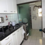 COBERTURA COM PISCINA E CHURRASQUEIRA NA CASA VERDE.